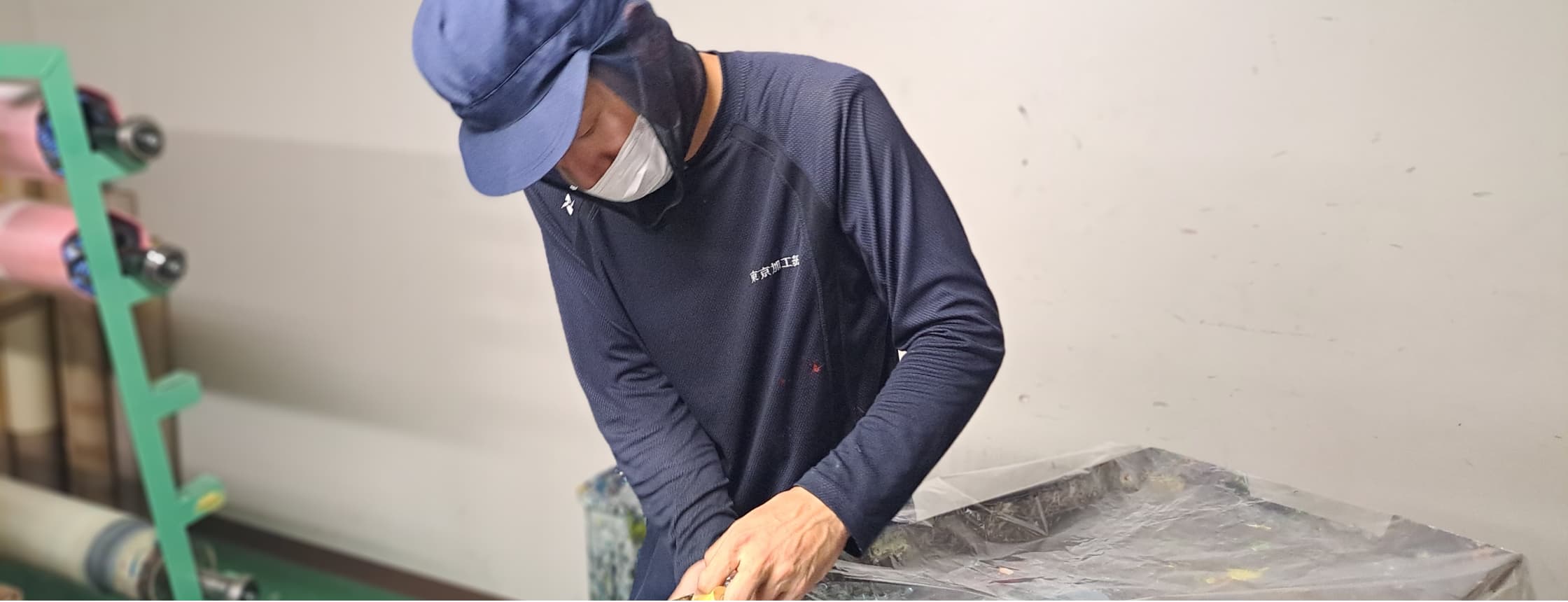 製造課 グラビア印刷担当 仕事風景02