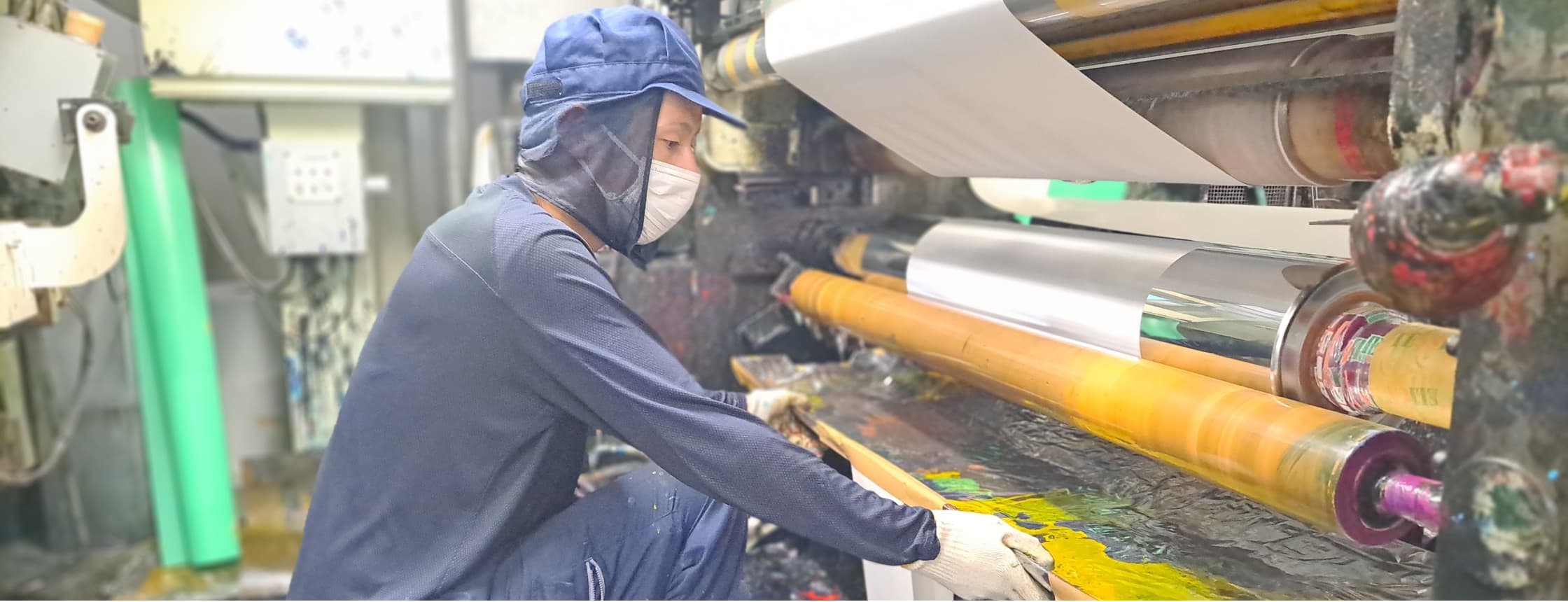 製造課 グラビア印刷担当 仕事風景03
